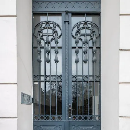 Belveder Apartment *